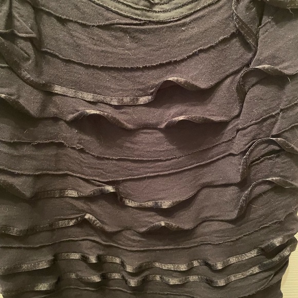 Express Ruffle Tank - Picture 5 of 5